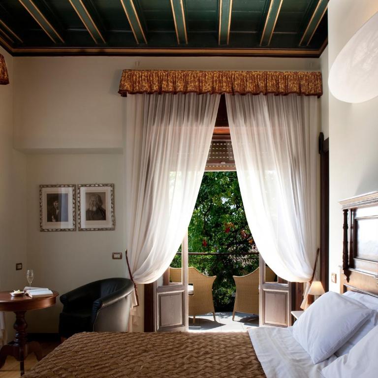 Hotel Villa Giulia - Camera Matrimoniale Deluxe con Balcone e Vista Lago - 4