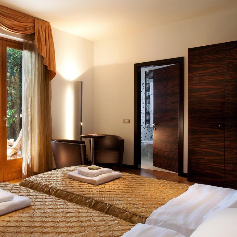 Hotel Villa Giulia - Deluxe Double or Twin Room with Pool Access - Dependance - 3