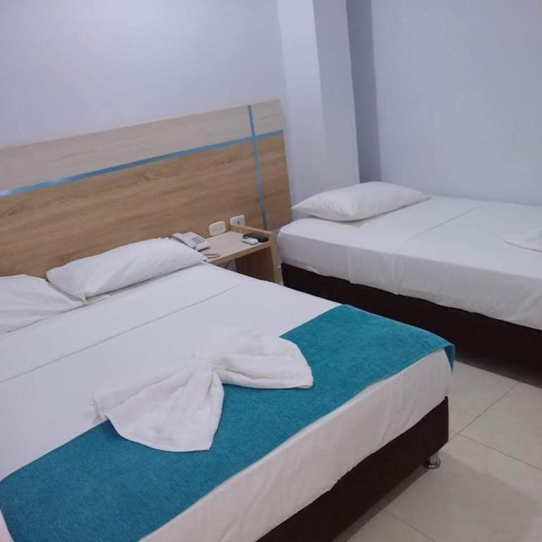 Hotel SGH Boutique Deluxe - Habitación Triple - 11