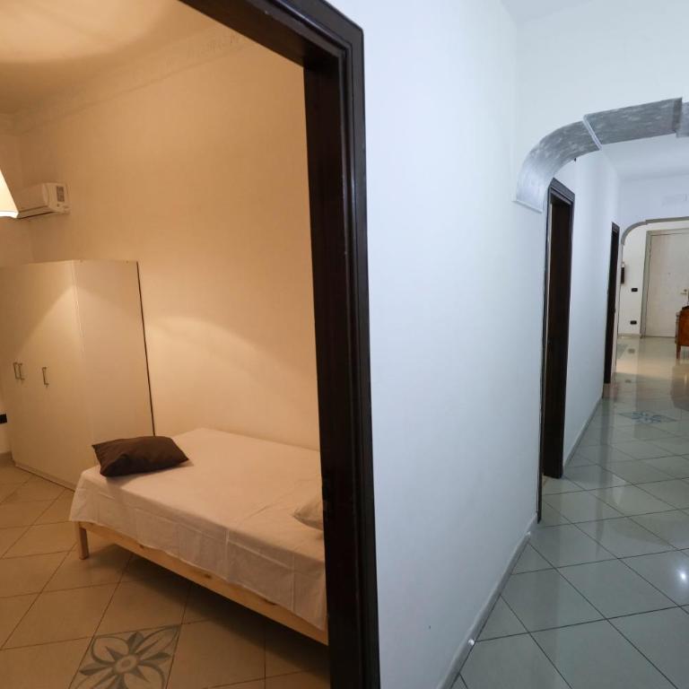 Yasmin casavacanze - Appartamento con 4 Camere da Letto e Balcone - 28