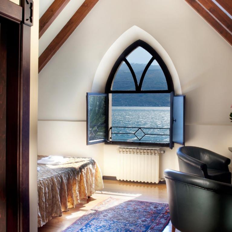 Hotel Villa Giulia - Camera Deluxe Matrimoniale/Doppia con Letti Singoli con Vista Lago - 1