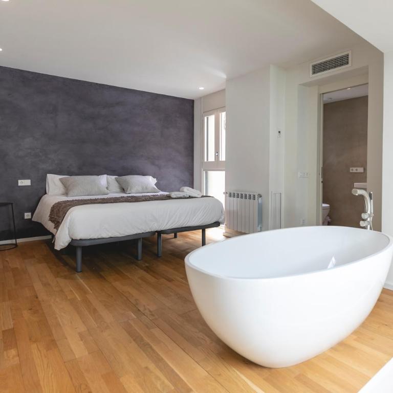 Bravissimo La Rambla Penthouse, with large terrace - Apartamento Ático - 8