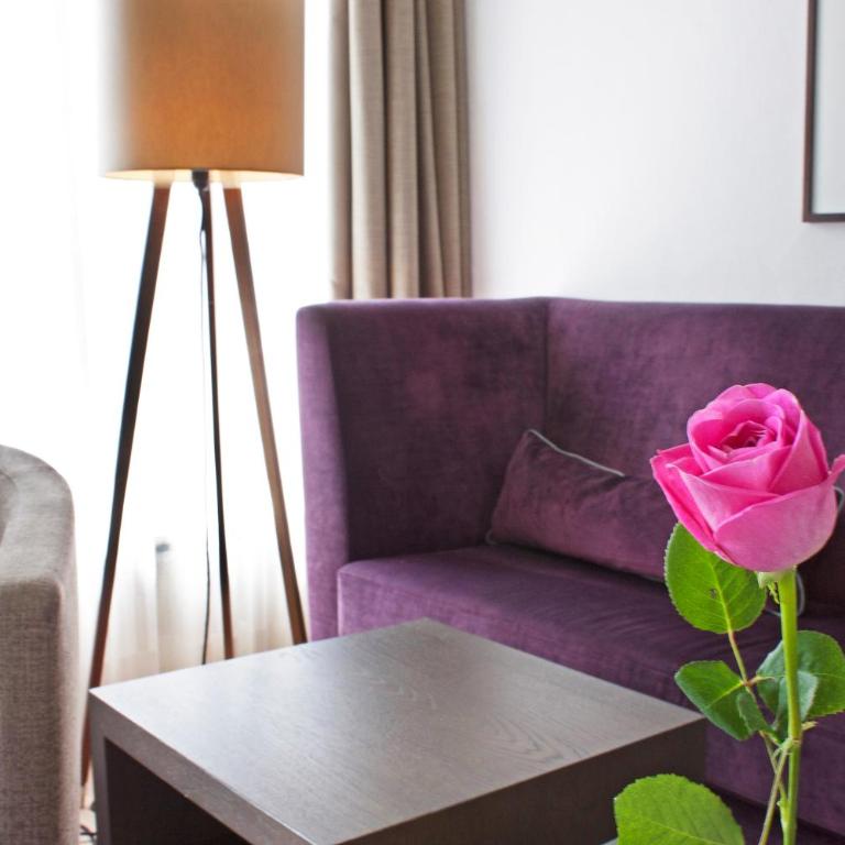 Hotel Bayerischer Hof - Deluxe Doppelzimmer mit Balkon - 4