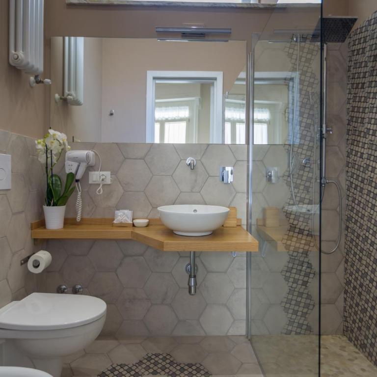 B&B Kalavrìa - Camera Matrimoniale con Bagno Privato - 5