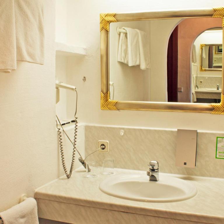 Hotel Bayerischer Hof - Standard Doppelzimmer - 9