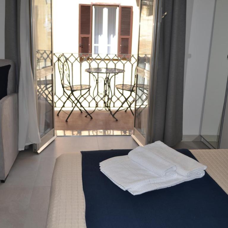 Alba rooms - Camera Tripla con Balcone - 17