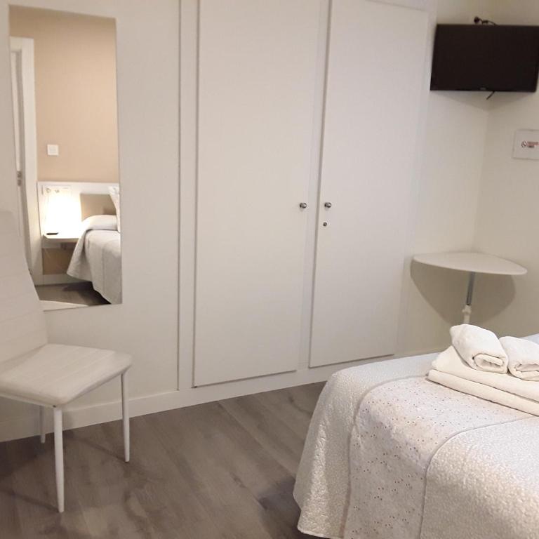 Pension Principado - Standard Double Room - 6