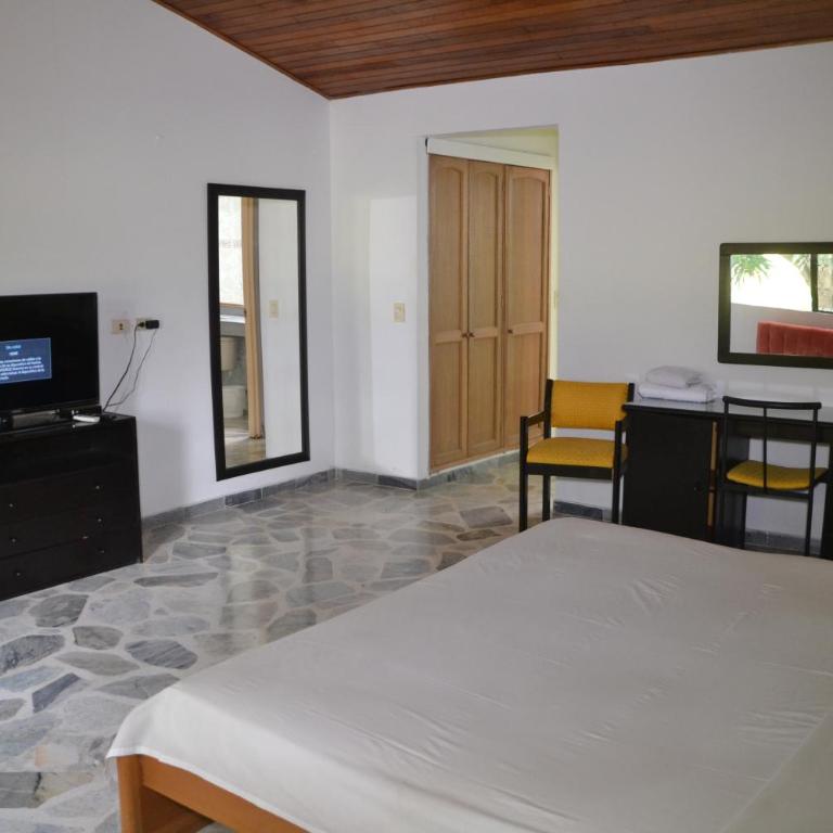 Hotel Albatros - Habitación Deluxe con cama extragrande - 1