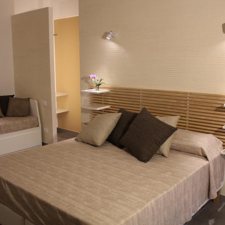LA FINESTRA SUL PORTO - Triple Room with Terrace - 3