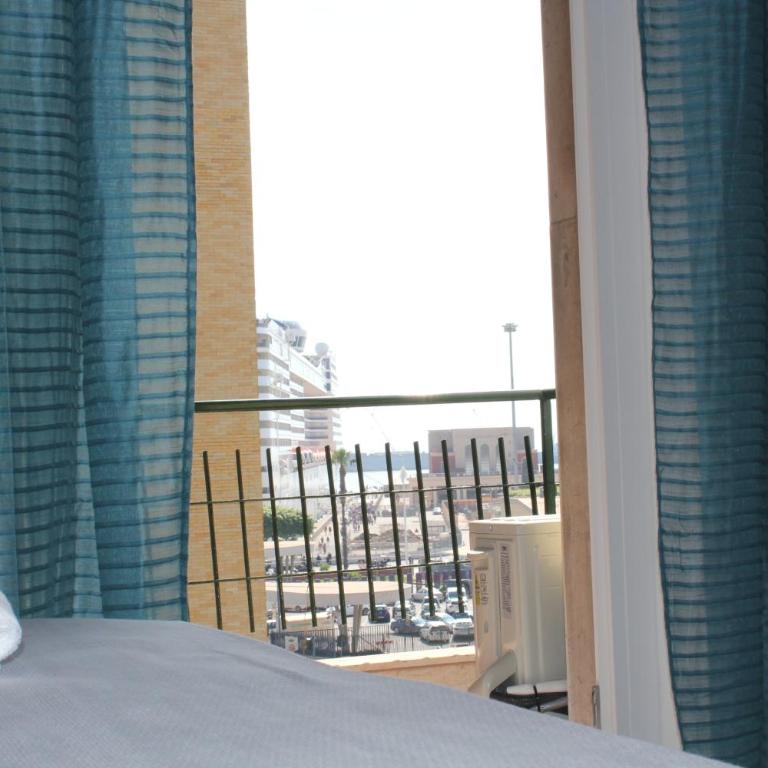 LA FINESTRA SUL PORTO - Deluxe Double Room with Balcony and Sea View - 5
