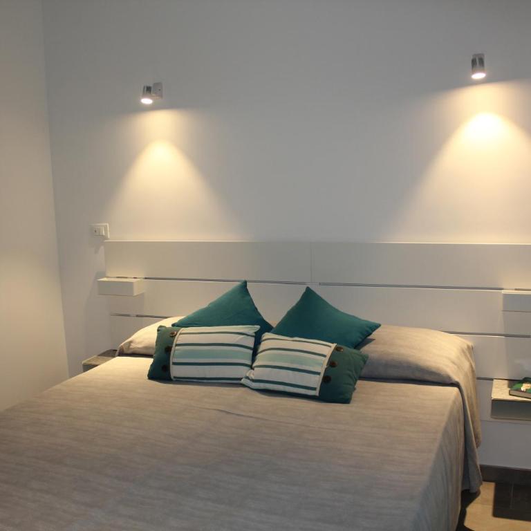 LA FINESTRA SUL PORTO - Double or Twin Room - 2