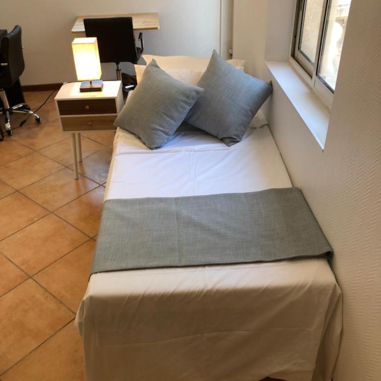 A l'ombre du Palais - Studio avec Terrasse - 18