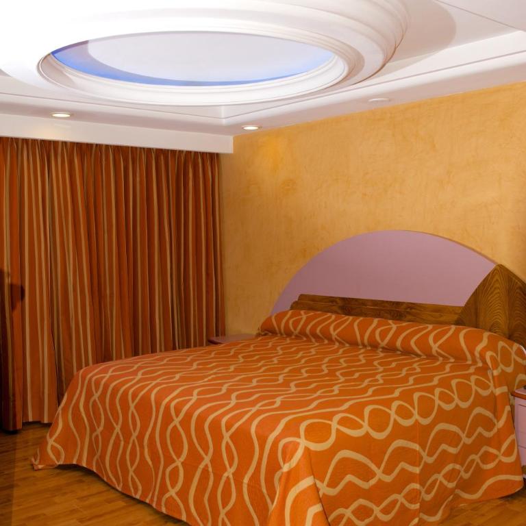 Hotel Cuba - Suite con bañera de hidromasaje - 5