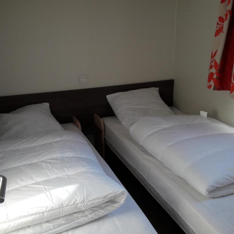 Mobil home récent clim 3ch Camping3* piscine - Mobile Home - 8