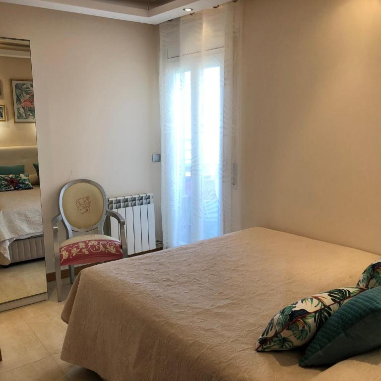 Bed and Breakfast en Salou - Habitación Doble Deluxe con balcón - 5