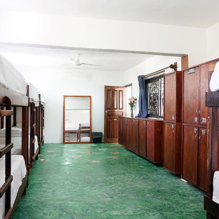 Red Panda Hostal - Single Bed in Mixed Dormitory Room - 2