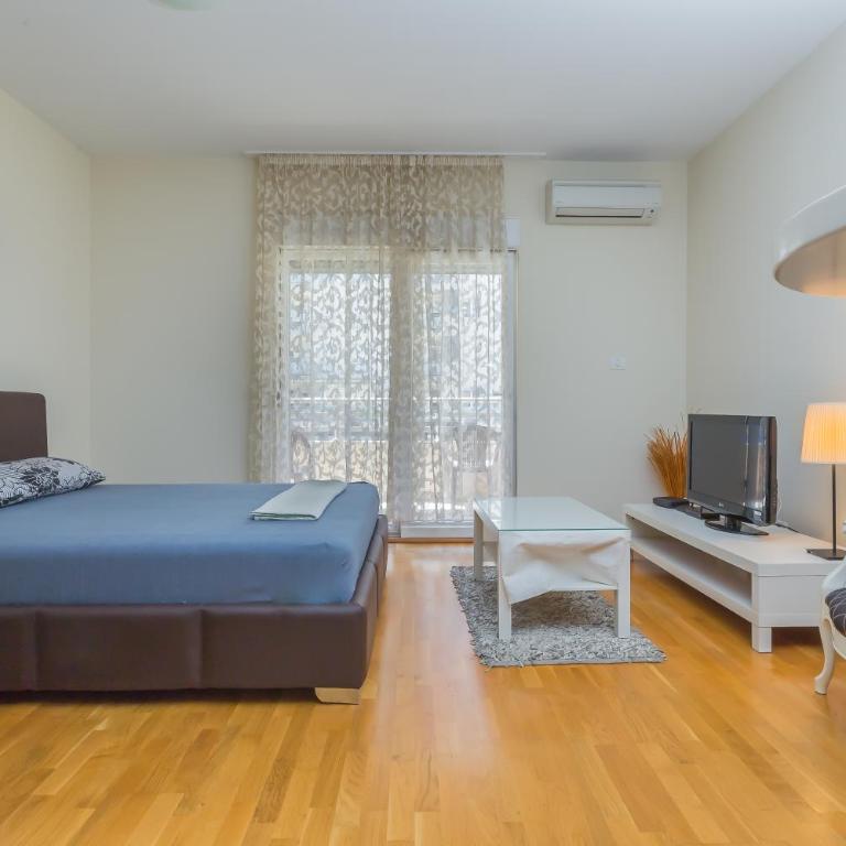 Zebra - Studio Apartment - 1