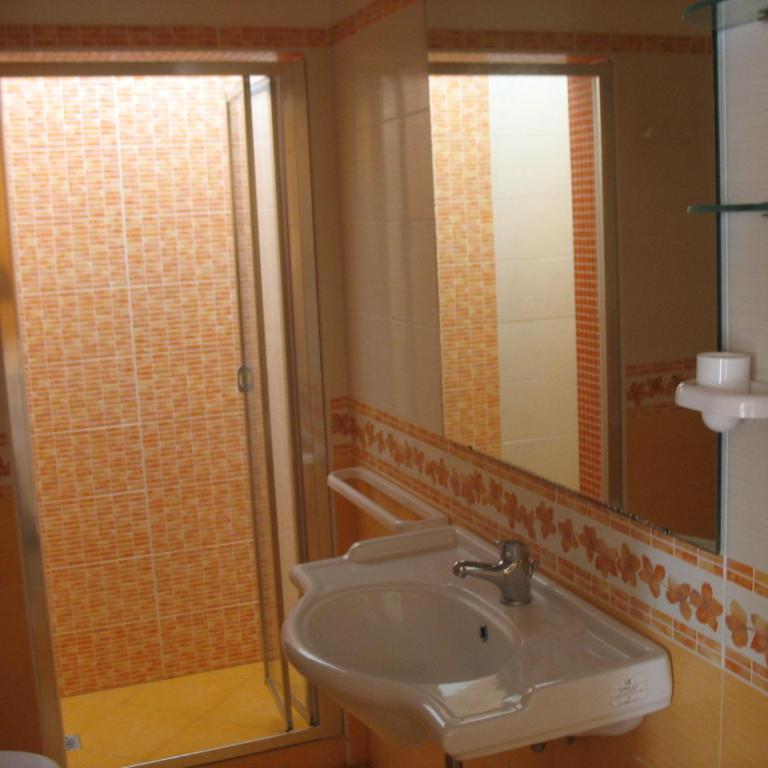 "Casa di Angelica" - un'oasi di pace a 300m dal mare - Camera Matrimoniale Deluxe - 11