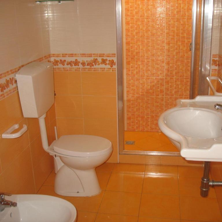 "Casa di Angelica" - un'oasi di pace a 300m dal mare - Camera Matrimoniale Deluxe - 10