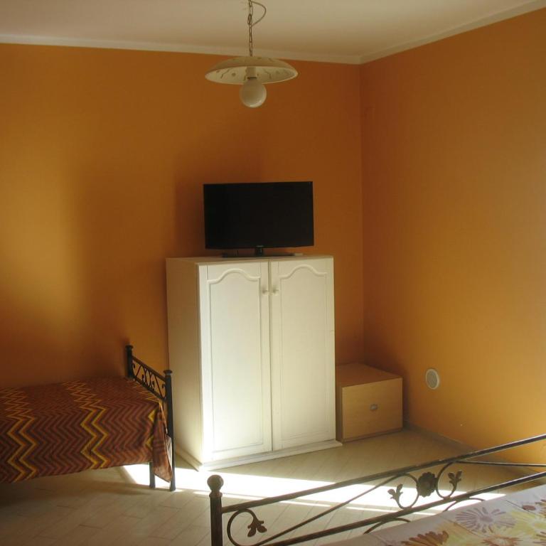 "Casa di Angelica" - un'oasi di pace a 300m dal mare - Camera Matrimoniale Deluxe - 14