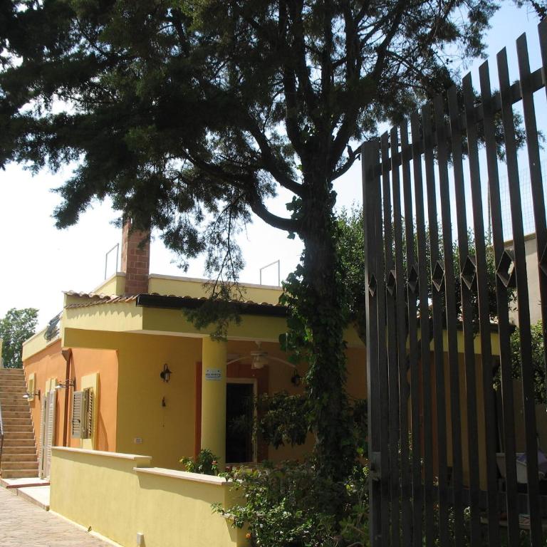 "Casa di Angelica" - un'oasi di pace a 300m dal mare - Camera Matrimoniale Deluxe - 3