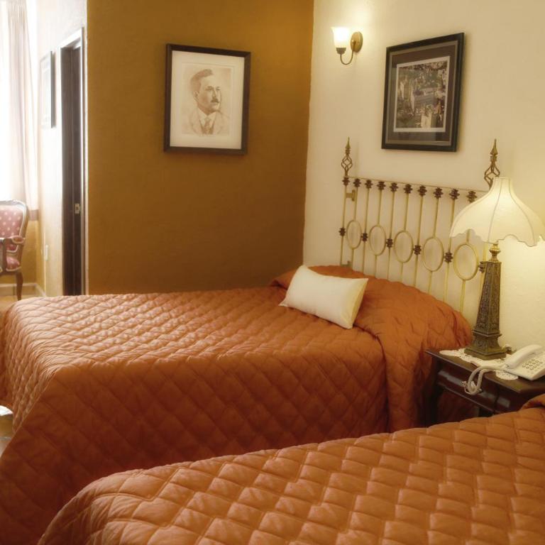 El Meson de los Poetas - Double Room with Two Double Beds - 19