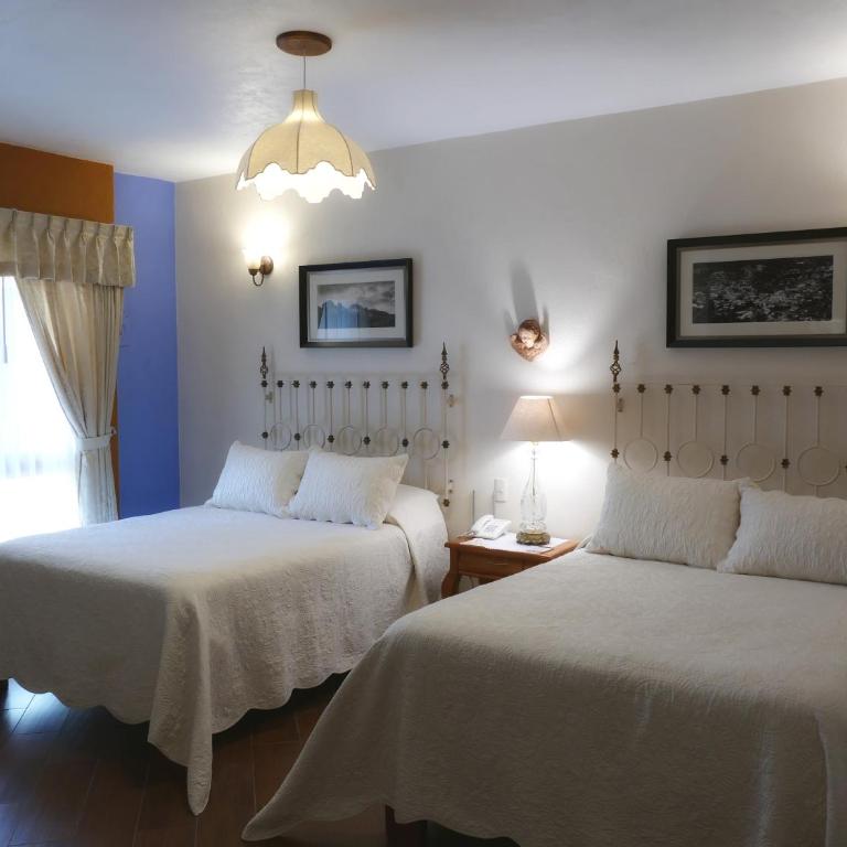 El Meson de los Poetas - Double Room with Two Double Beds - 1