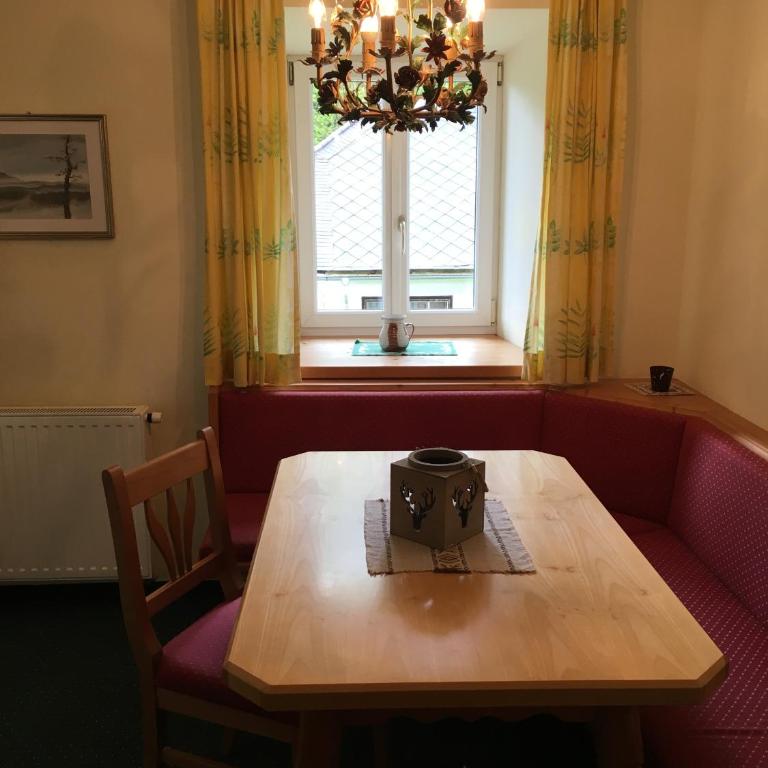 Appartements im Forsthaus Wunderbar ruhige Ferienwohnungen in Strobl am Wolfgangsee im Forsthaus - Apartment mit Balkon - 3
