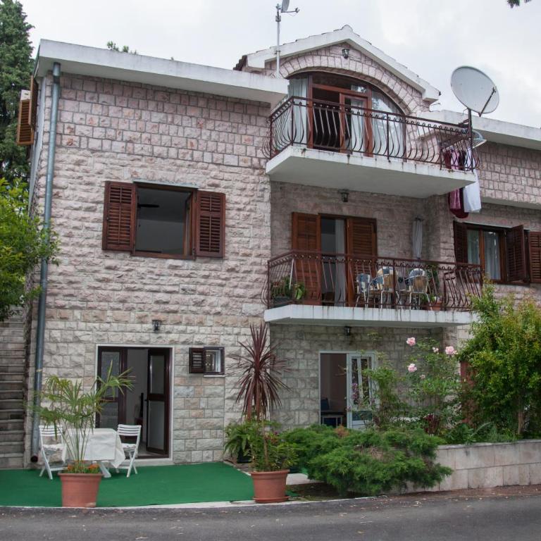 Vuksanovic Apartment - Apartman sa Balkonom - 1