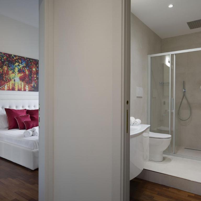 Luxury Rooms Suites - Suite con 2 Camere da Letto - 13