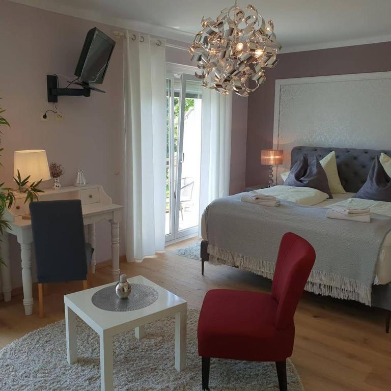 Pension Krakolinig - Superior Studio mit Balkon und Seeblick - 5