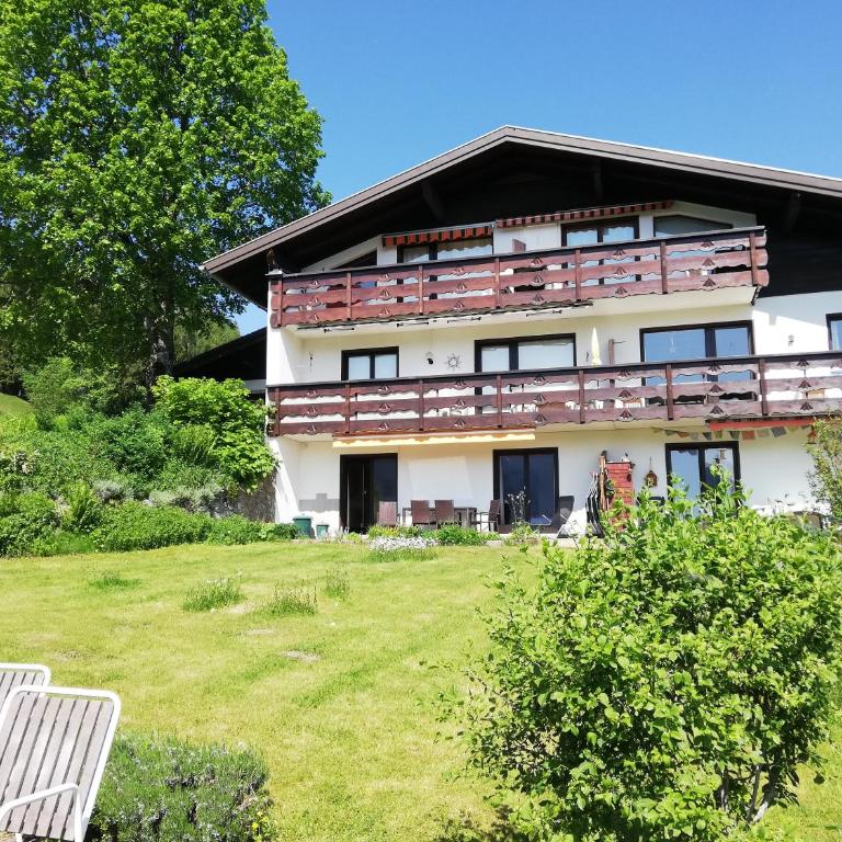 Ferienwohnung Tschengla mit eigener Sonnenterrasse - Wiese - Wlan - Appartamento - 34