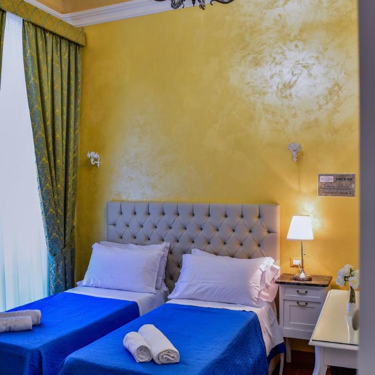 Palazzo degli Affreschi - Double or Twin Room - 2