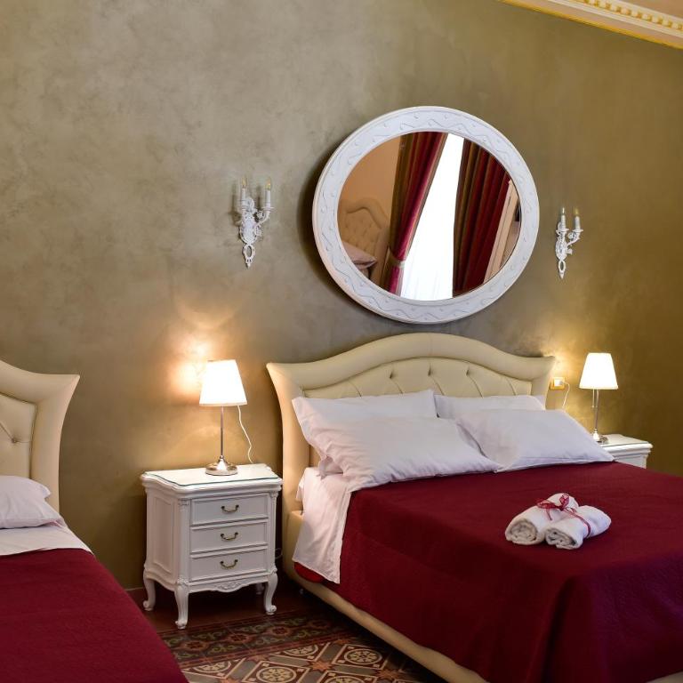 Palazzo degli Affreschi - Luxury Quadruple Room - 12