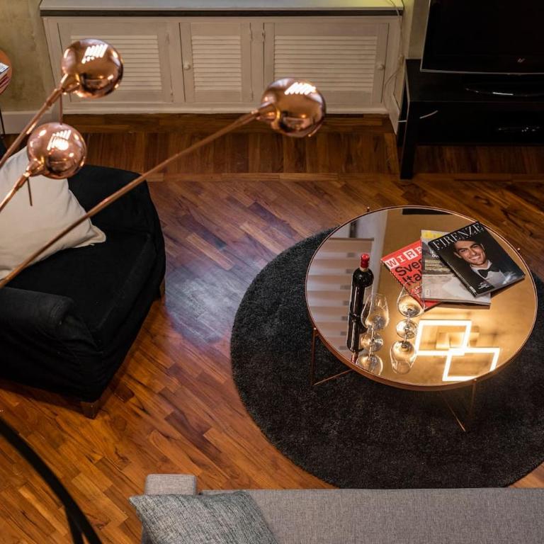 Chic Mamma Deluxe Loft Suite - One-Bedroom Apartment - 5