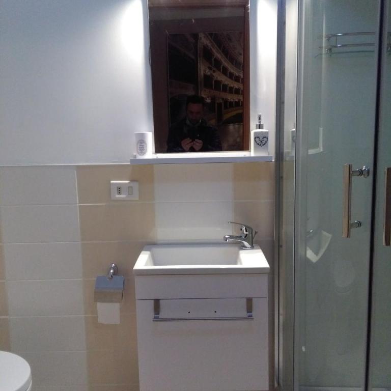 B&B Salita Metello - Double Room with Private Bathroom - 8