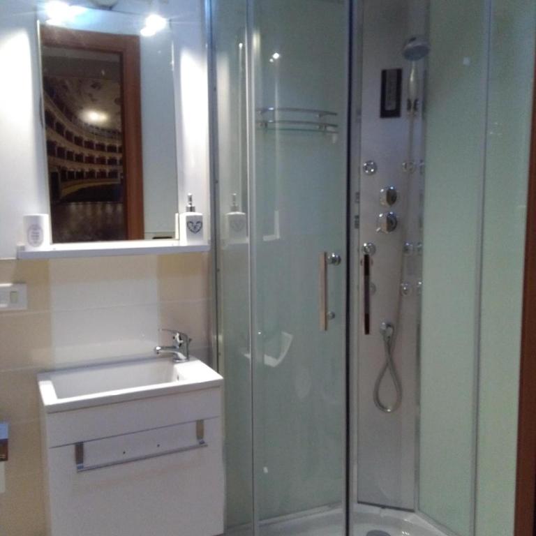 B&B Salita Metello - Double Room with Private Bathroom - 9