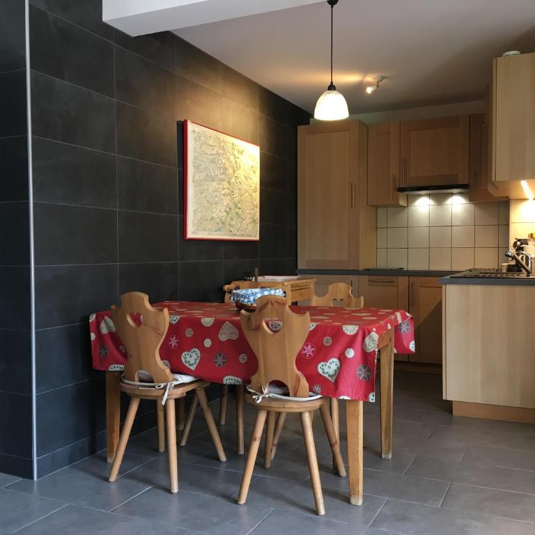 Chalet de l'Orceyrette, idéal pour un couple ou famille avec 2 enfants - Appartement avec Vue sur la Montagne - 9