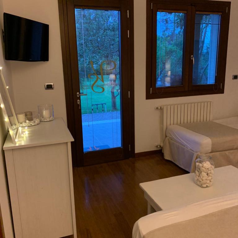 Villetta Del Salento Exclusive B&B - Camera Tripla con Vista Giardino - 3