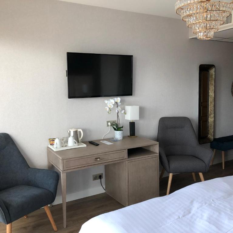 Le Diana Hôtel & Spa - Chambre Double Prestige avec Terrasse - Vue Panoramique sur Mer - 9