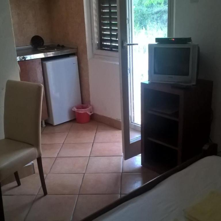 Apartments Mrvaljevic - Studio with Balcony - 31