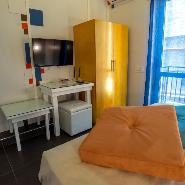Nives Bed & Breakfast - Camera Matrimoniale con Bagno Privato - 6