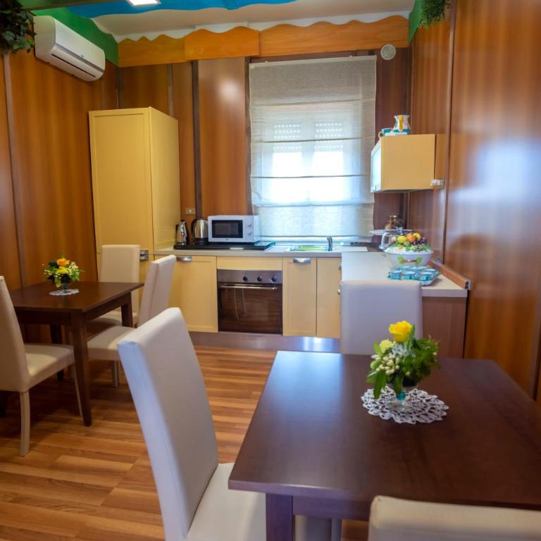 Nives Bed & Breakfast - Camera Tripla con Bagno Privato - 5