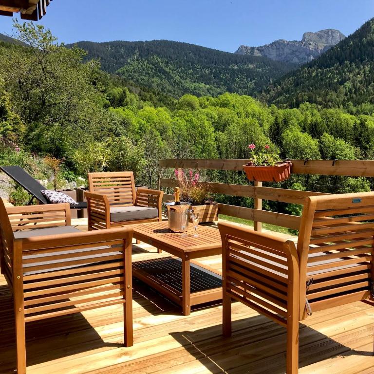 Chalet Eterlou - Appartement avec Vue sur la Montagne - 1