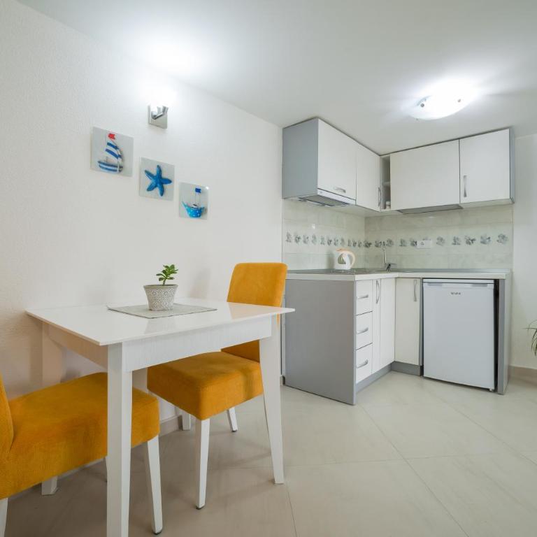 Apartments Teodo - Apartman - Prizemlje - 5
