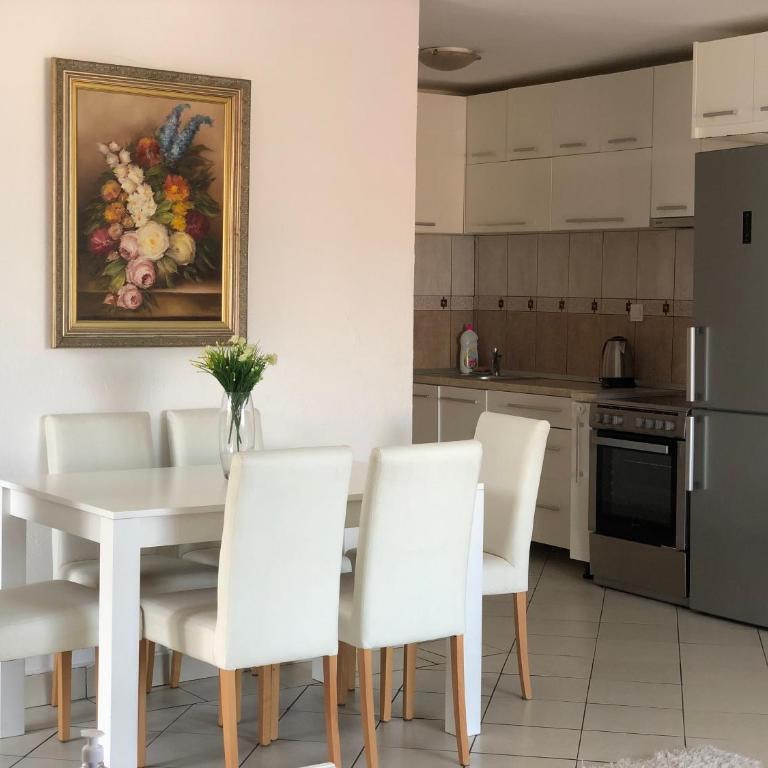 Veselinka Apartments & Rooms - Apartment with Sea View - 6