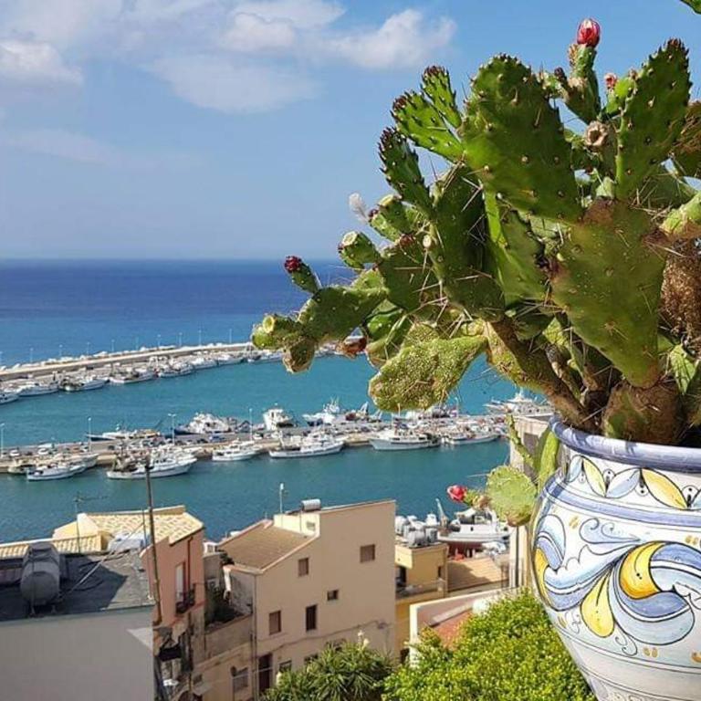 Casa del Caricatore - Three-Bedroom Apartment - 27