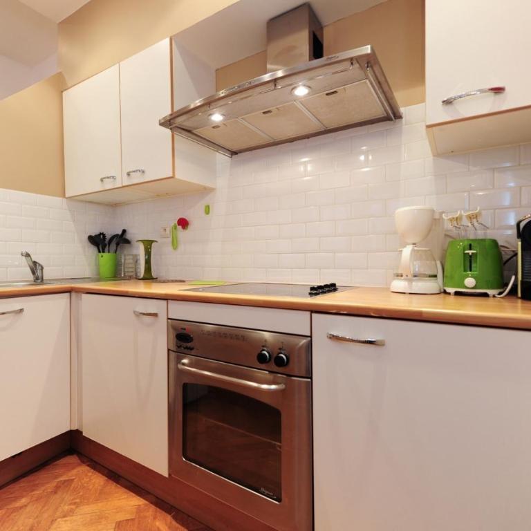 Le Savoy Palace - Five Stars Holiday House - Appartement - 7
