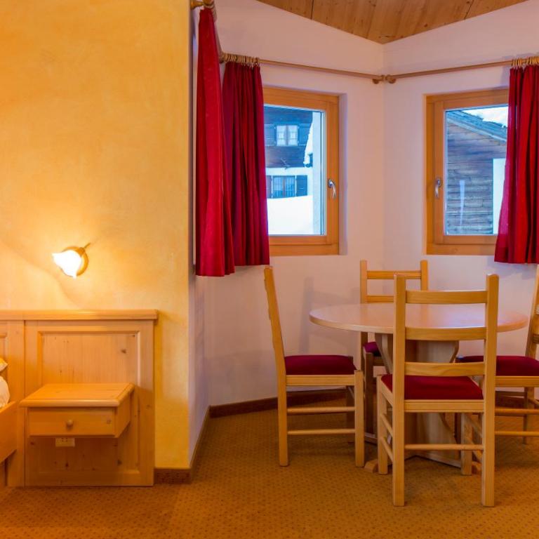 Familienhotel Garni Sporting - Familienzimmer (2 Erwachsene + 2 Kinder) - 5