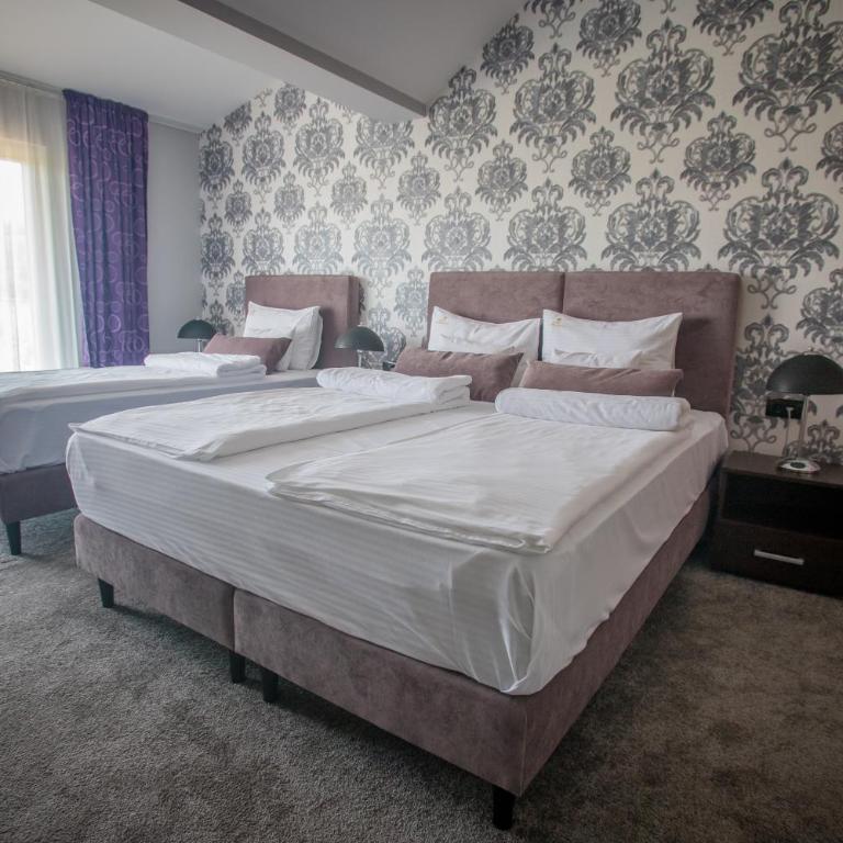 Garni Hotel Radović - Luxury Triple Room - 11